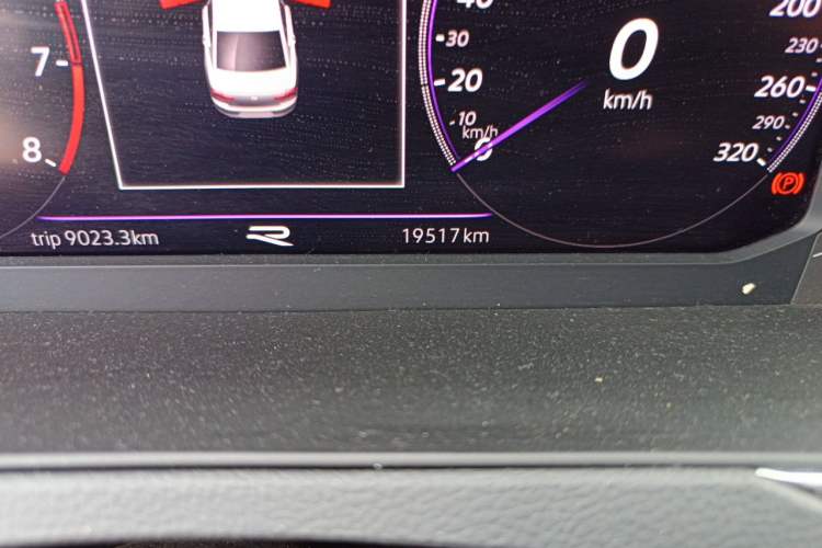 Used Volkswagen Magotan 2020 330TSI DSG Leading Model Odometer Close Up