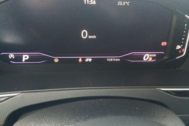 Used Volkswagen Magotan 2020 330TSI DSG Luxury Edition Odometer Close Up