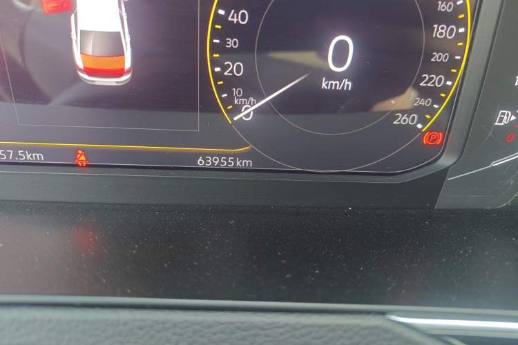 Used Volkswagen Magotan 2020 330TSI DSG Luxury Edition Odometer Close Up