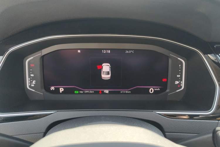 Used Volkswagen Magotan 2020 330TSI DSG Luxury Edition Odometer Close Up