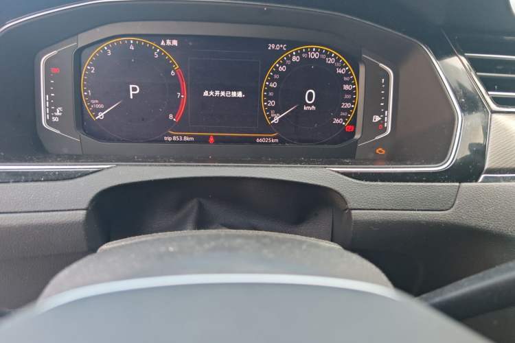 Used Volkswagen Magotan 2020 330TSI DSG Luxury Edition Odometer Close Up