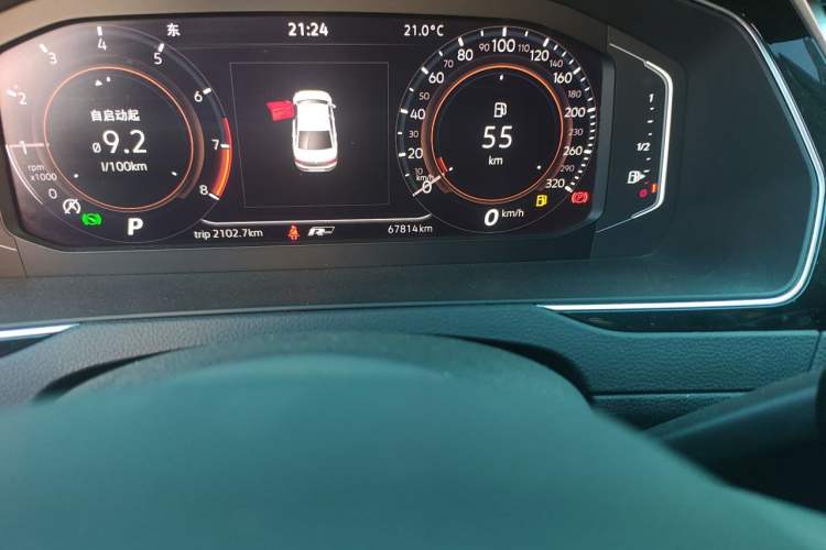 Used Volkswagen Magotan 2020 330TSI DSG Luxury Edition Odometer Close Up