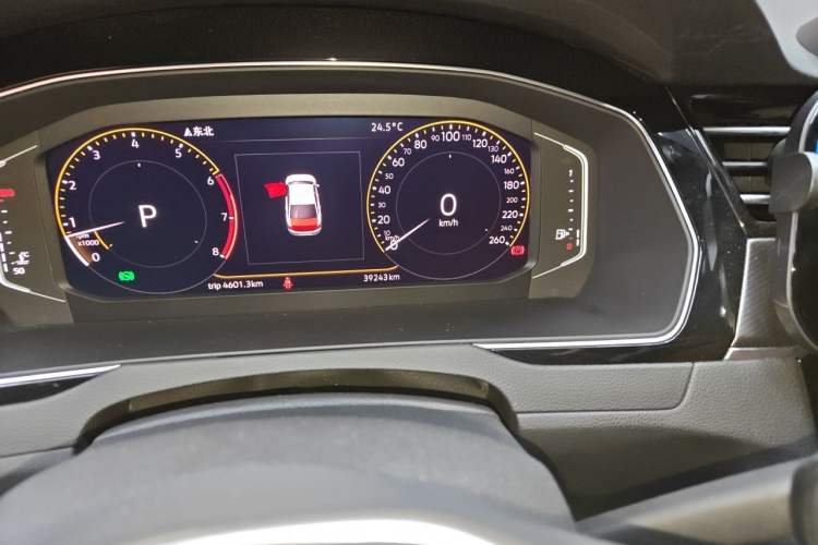 Used Volkswagen Magotan 2020 330TSI DSG Luxury Edition Odometer Close Up