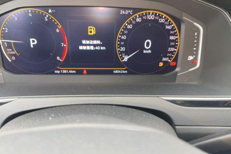 Used Volkswagen Magotan 2020 330TSI DSG Luxury Edition Odometer Close Up