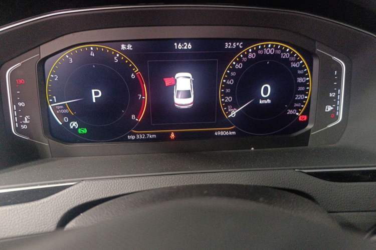 Used Volkswagen Magotan 2020 330TSI DSG Luxury Edition Odometer Close Up
