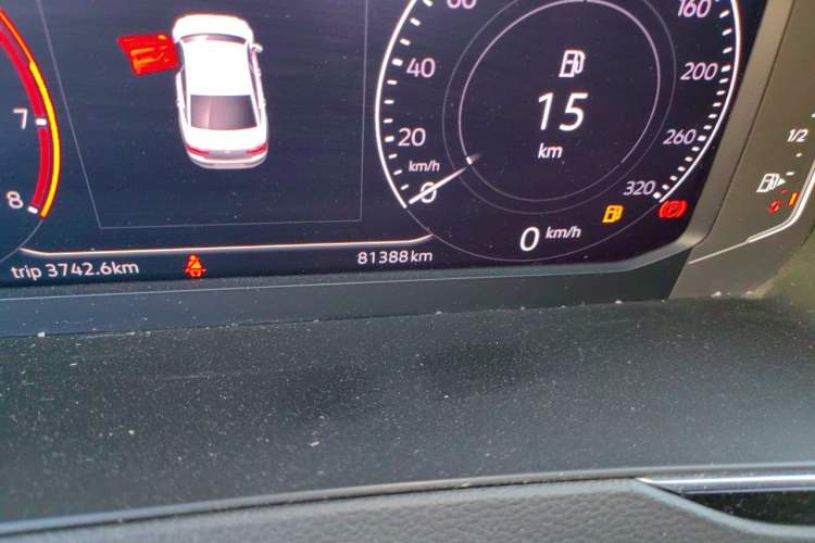 Used Volkswagen Magotan 2020 330TSI DSG Luxury Edition Odometer Close Up