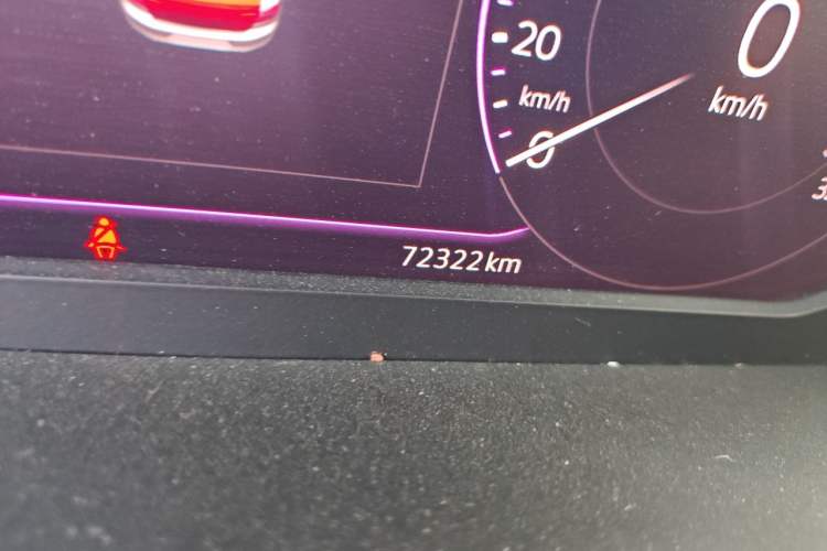 Used Volkswagen Magotan 2020 330TSI DSG Luxury Edition Odometer Close Up