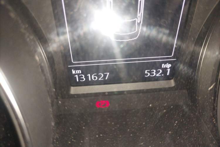 Used Volkswagen Magotan 2020 280TSI DSG Comfort Edition Odometer Close Up