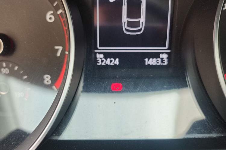 Used Volkswagen Magotan 2020 280TSI DSG Comfort Edition Odometer Close Up