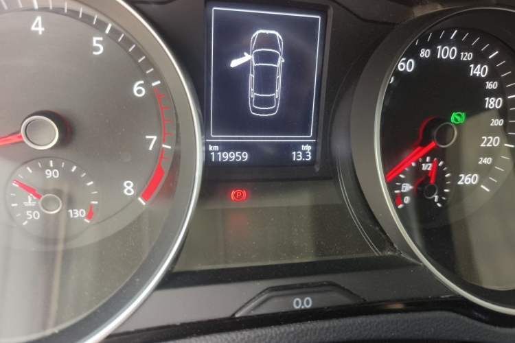 Used Volkswagen Magotan 2020 330TSI DSG Leading Model Odometer Close Up