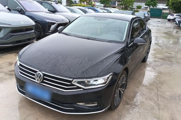 Used Volkswagen Magotan 2020 330TSI DSG Luxury Edition Guazi used car, China used car export, Used car for sale, Used cars, Cheapest cars for sale