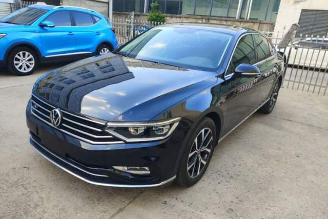 Ojetý Volkswagen Magotan 2020 330TSI DSG Leading Model