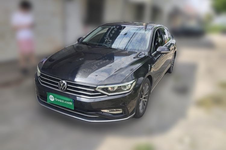 Used Volkswagen Magotan 2020 330TSI DSG Luxury Edition Guazi used car, China used car export, Used car for sale, Used  cars, Cheapest cars for sale