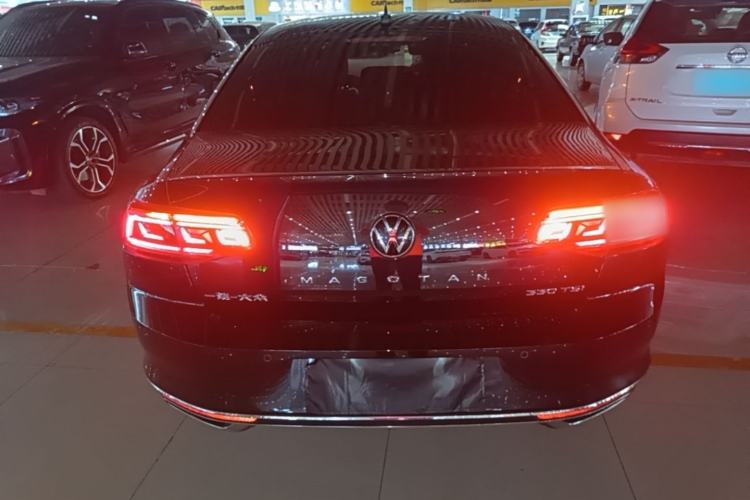 Used Volkswagen Magotan 2020 330TSI DSG Leading Model Rear