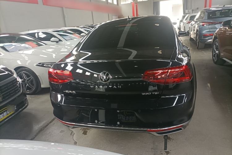 Used Volkswagen Magotan 2020 330TSI DSG Leading Model Rear