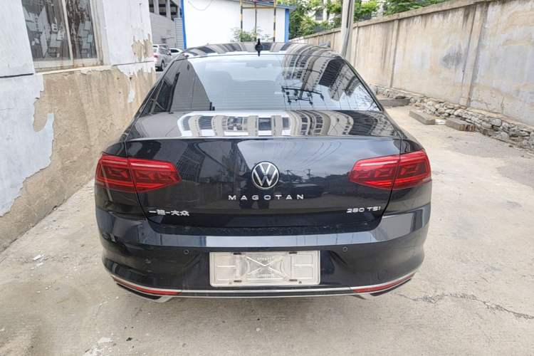 Used Volkswagen Magotan 2020 280TSI DSG Comfort Edition Rear