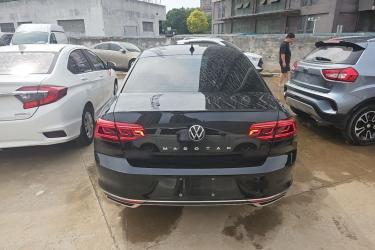 Used Volkswagen Magotan 2020 330TSI DSG Leading Model Rear