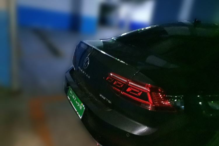 Used Volkswagen Magotan 2020 330TSI DSG Leading Model Rear