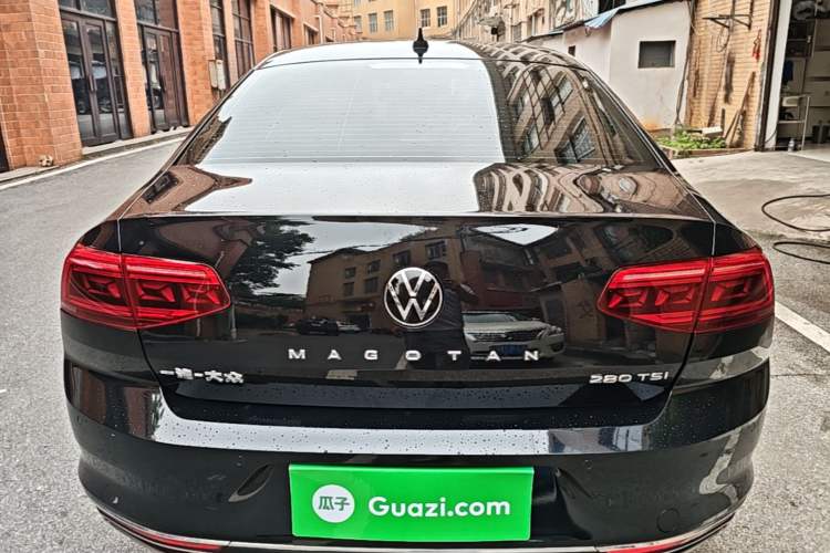 Used Volkswagen Magotan 2020 280TSI DSG Comfort Edition Rear