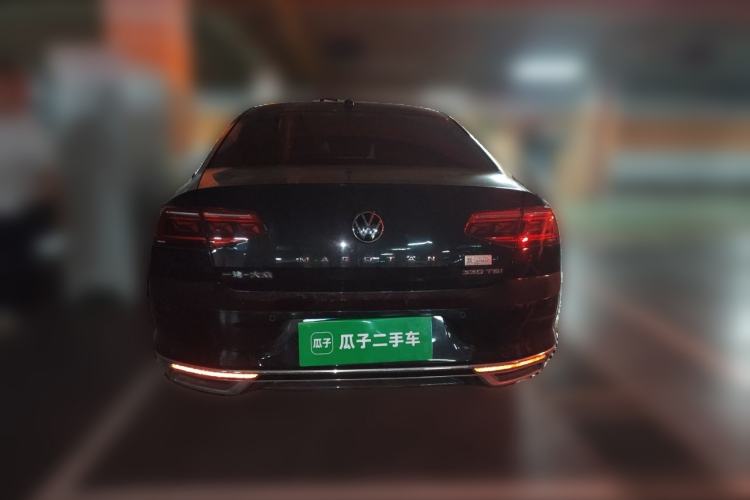 Used Volkswagen Magotan 2020 330TSI DSG Luxury Edition Rear