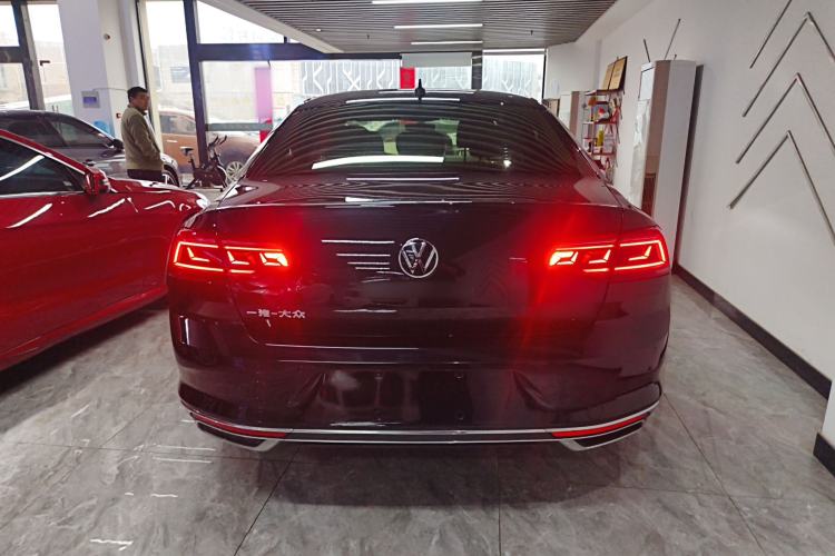 Used Volkswagen Magotan 2020 330TSI DSG Leading Model Rear
