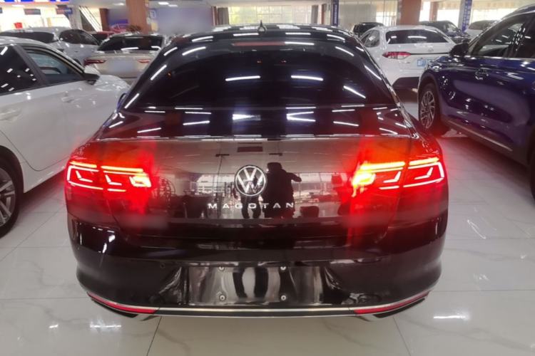 Used Volkswagen Magotan 2020 280TSI DSG Comfort Edition Rear