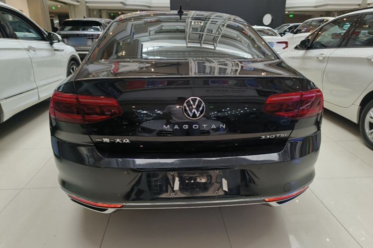 Used Volkswagen Magotan 2020 280TSI DSG Comfort Edition Rear