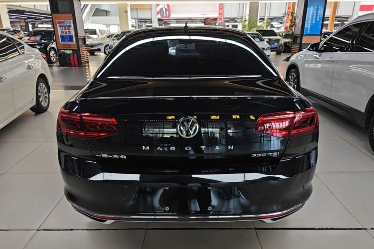 Used Volkswagen Magotan 2020 330TSI DSG Luxury Edition Rear