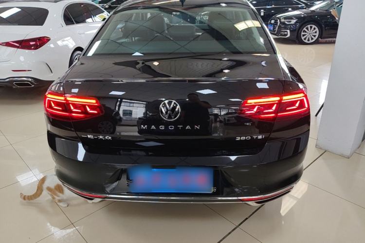 Used Volkswagen Magotan 2020 280TSI DSG Comfort Edition Rear