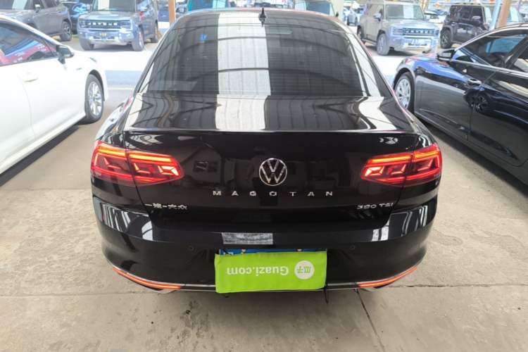 Used Volkswagen Magotan 2020 330TSI DSG Leading Model Rear