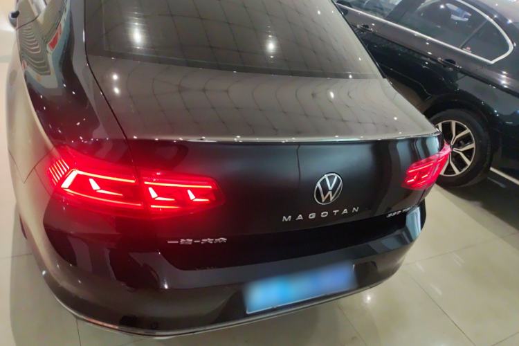 Used Volkswagen Magotan 2020 330TSI DSG Luxury Edition Rear