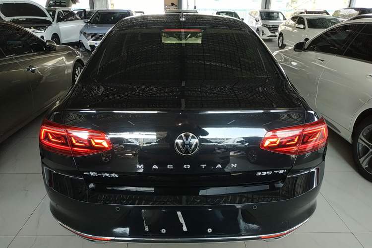 Used Volkswagen Magotan 2020 330TSI DSG Leading Model Rear
