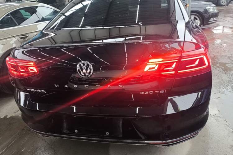 Used Volkswagen Magotan 2020 330TSI DSG Leading Model Rear