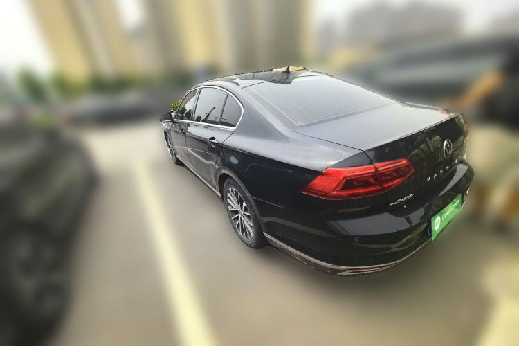 Used Volkswagen Magotan 2020 330TSI DSG Luxury Edition Rear Left 45 Deg