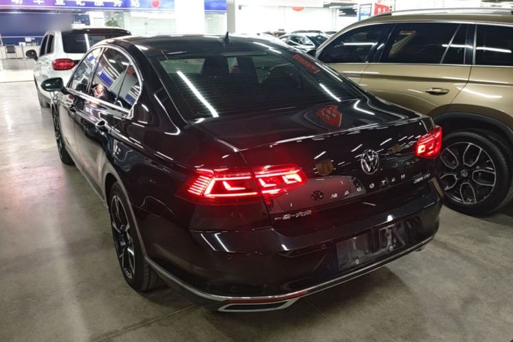 Used Volkswagen Magotan 2020 280TSI DSG Comfort Edition Rear Left 45 Deg