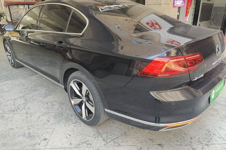 Used Volkswagen Magotan 2020 330TSI DSG Luxury Edition Rear Left 45 Deg