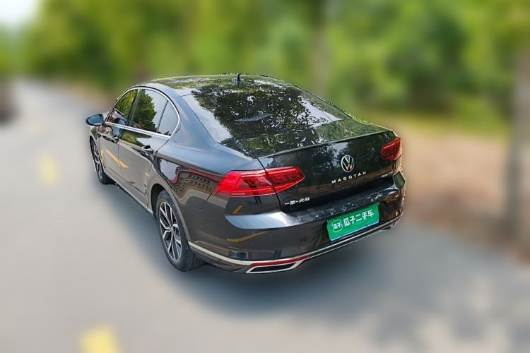 Used Volkswagen Magotan 2020 330TSI DSG Leading Model Rear Left 45 Deg