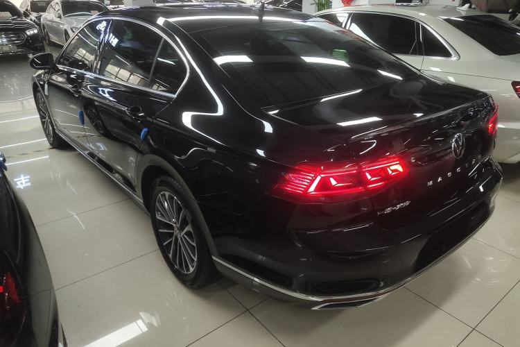 Used Volkswagen Magotan 2020 330TSI DSG Luxury Edition Rear Left 45 Deg
