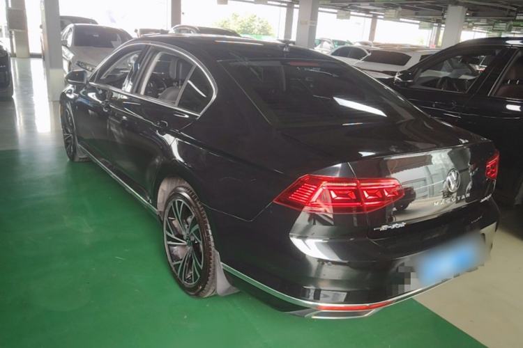 Used Volkswagen Magotan 2020 330TSI DSG Luxury Edition Rear Left 45 Deg