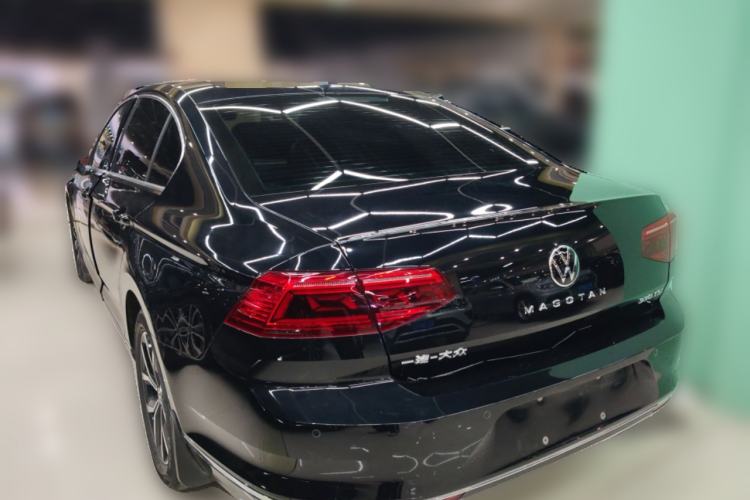 Used Volkswagen Magotan 2020 330TSI DSG Leading Model Rear Left 45 Deg