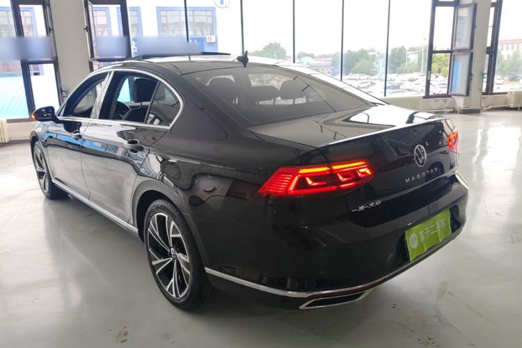 Used Volkswagen Magotan 2020 330TSI DSG Luxury Edition Rear Left 45 Deg
