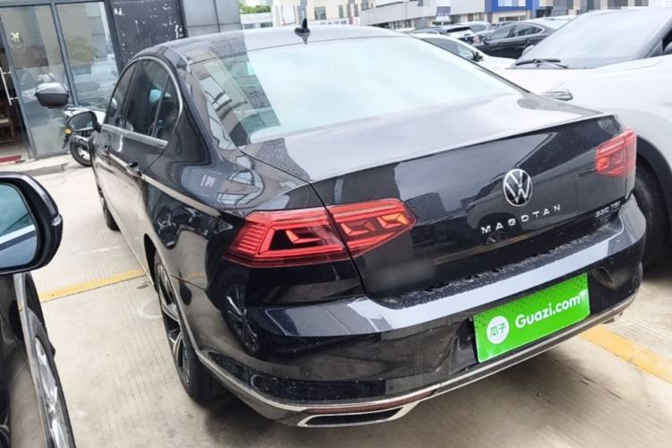 Used Volkswagen Magotan 2020 330TSI DSG Luxury Edition Rear Left 45 Deg