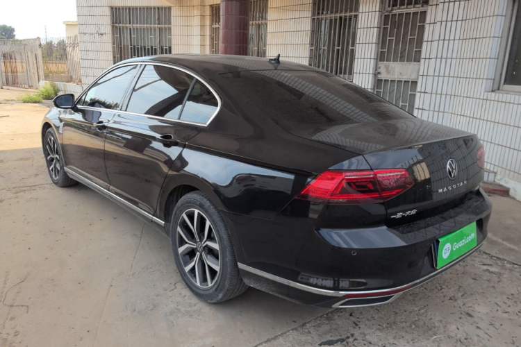 Used Volkswagen Magotan 2020 330TSI DSG Leading Model Rear Left 45 Deg