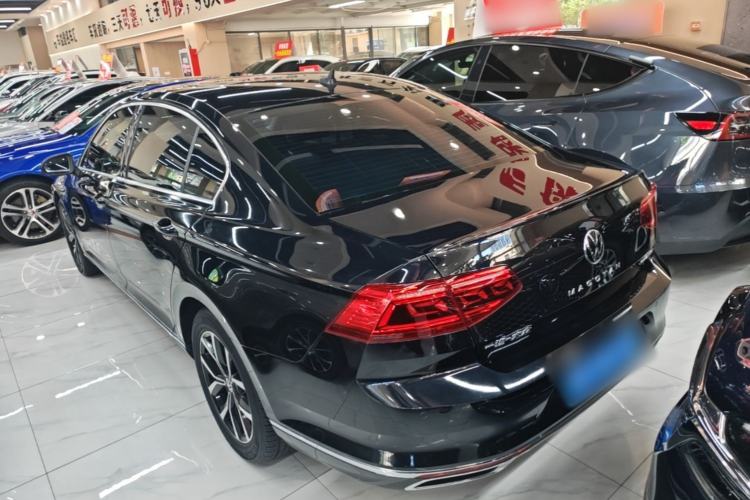 Used Volkswagen Magotan 2020 330TSI DSG Leading Model Rear Left 45 Deg