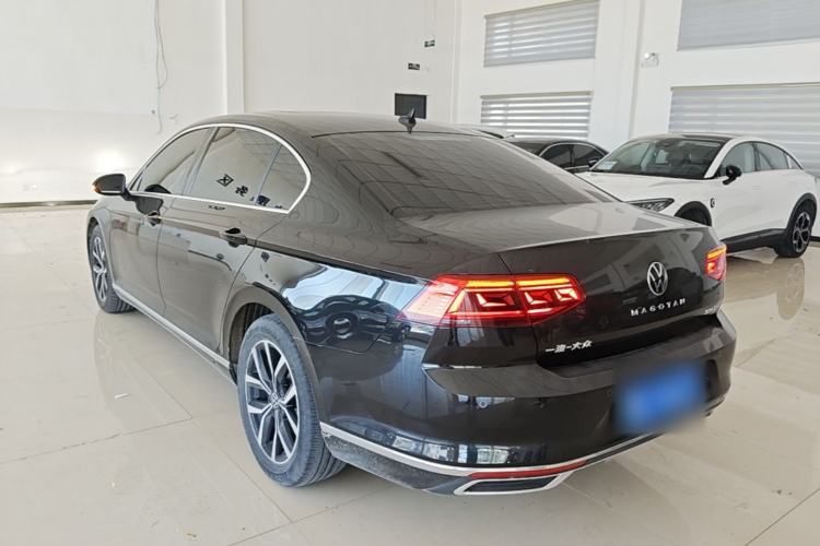 Used Volkswagen Magotan 2020 330TSI DSG Leading Model Rear Left 45 Deg