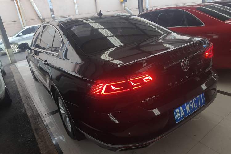 Used Volkswagen Magotan 2020 280TSI DSG Comfort Edition Rear Left 45 Deg