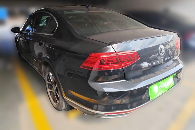 Used Volkswagen Magotan 2020 330TSI DSG Leading Model Rear Left 45 Deg