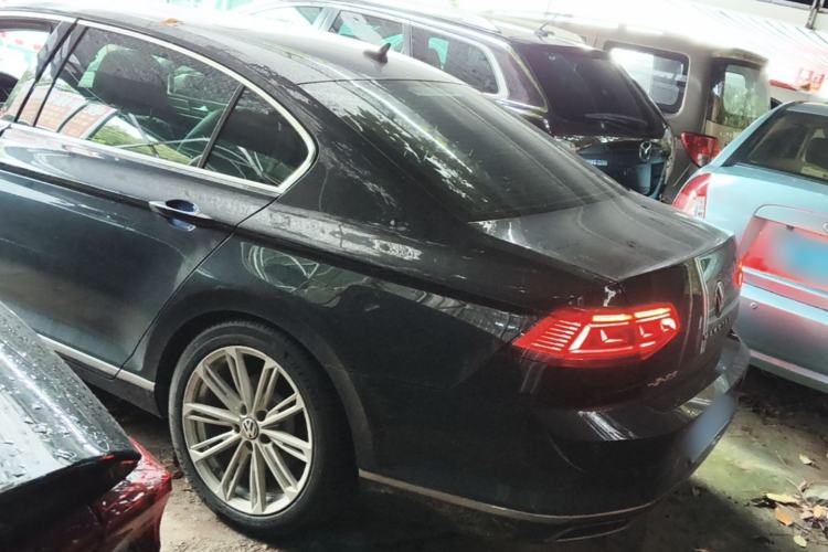 Used Volkswagen Magotan 2020 330TSI DSG Luxury Edition Rear Left 45 Deg
