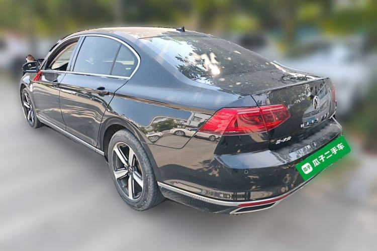 Used Volkswagen Magotan 2020 330TSI DSG Leading Model Rear Left 45 Deg