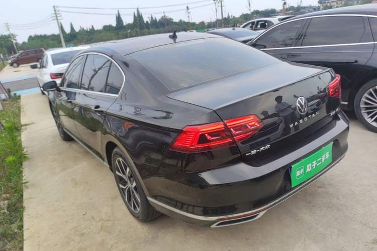 Used Volkswagen Magotan 2020 330TSI DSG Leading Model Rear Left 45 Deg